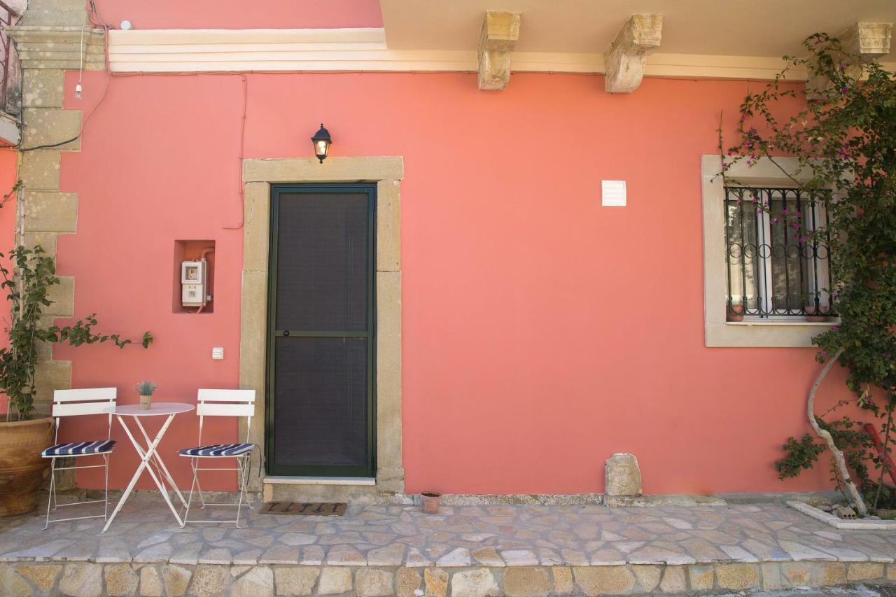 Mara'S Traditional Cottage Kato Pavliana Екстер'єр фото
